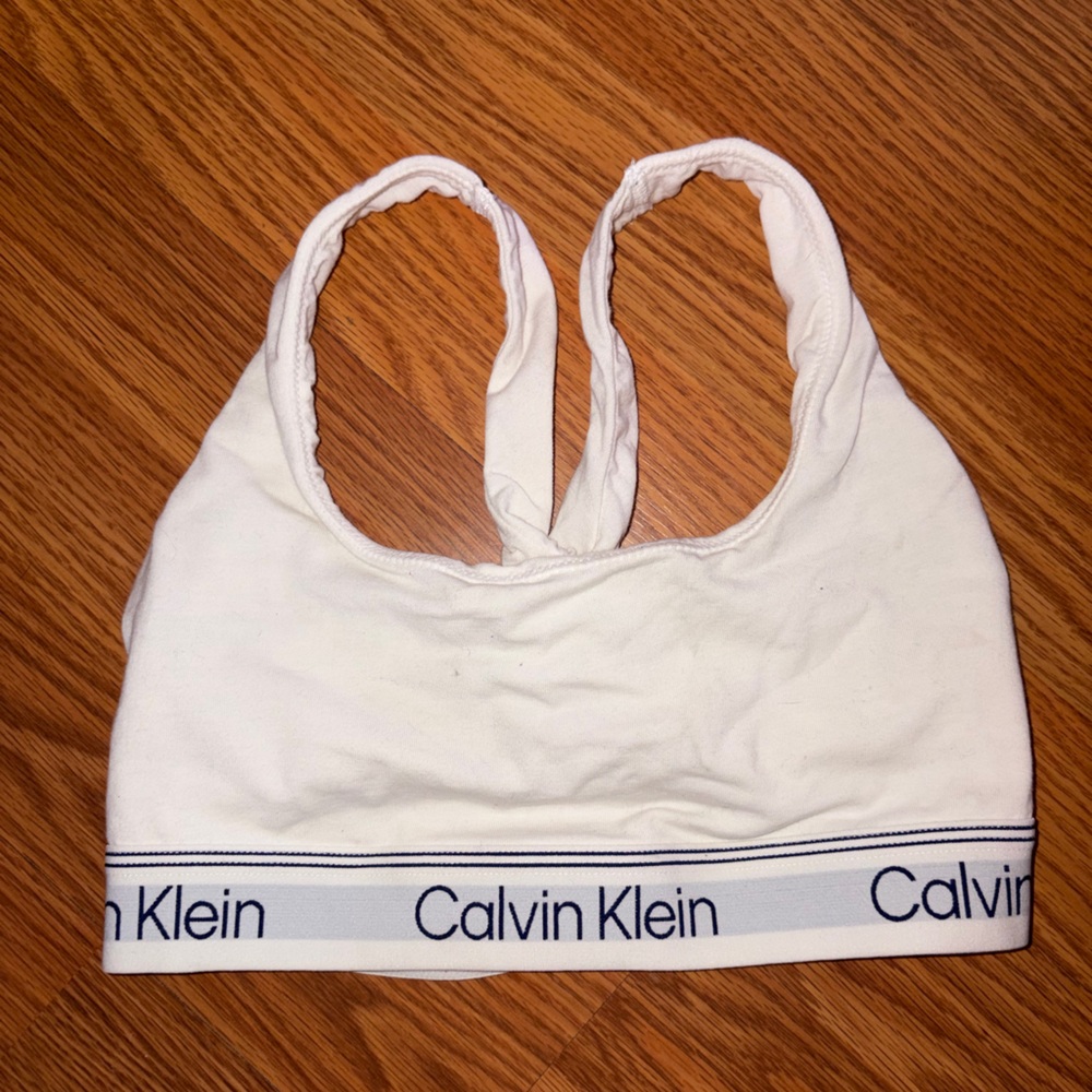 ❌ 5/$25❌ FINAL CALL❌ Calvin Klein padded racerback sports bra